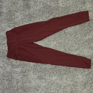 LegEnd Burgundy Leggings Size: S